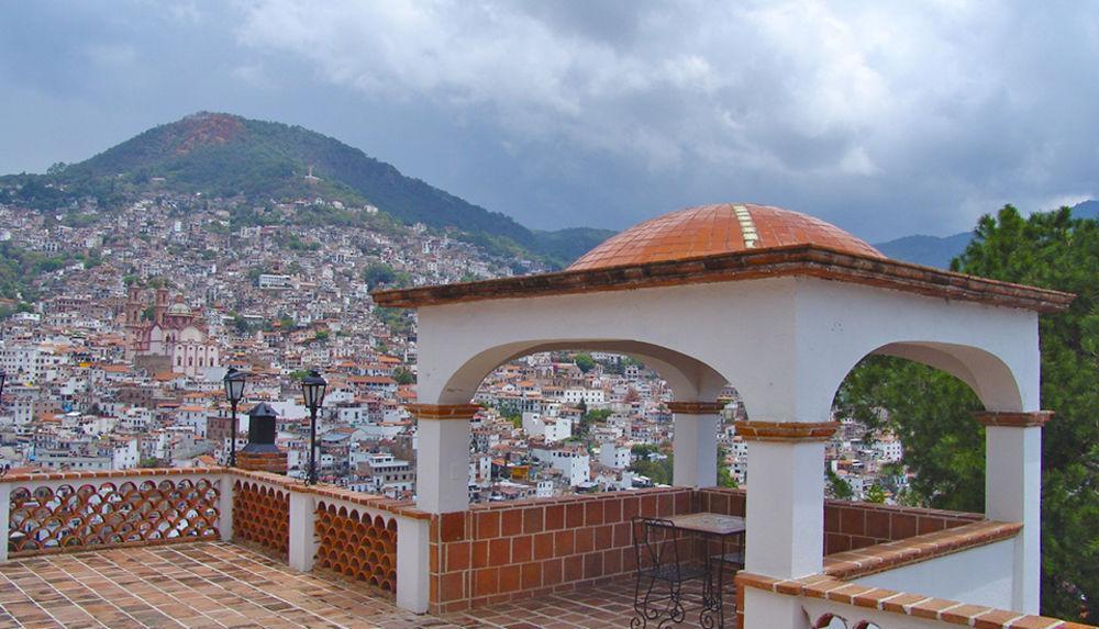 Posada Don Carlos แท็กซ์โก เด อลาร์คอน ภายนอก รูปภาพ